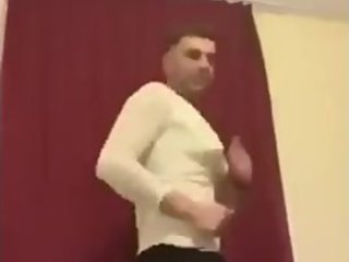 Sklavin Lena erster Auftritt und offentliche Demutigung